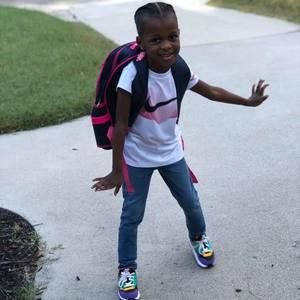 Meet your Posher, Lavar